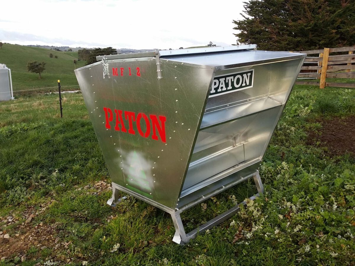 700kg Feeder: Calves / Sheep / Pigs – Paton Industries