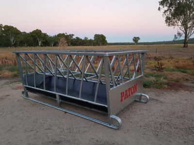 Catch-All Hay Feeder – Large: Cattle – Paton Industries